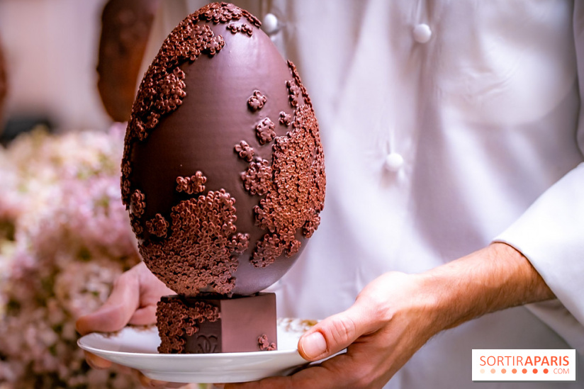 L'Oeuf de Pâques floral du George V Paris 2026