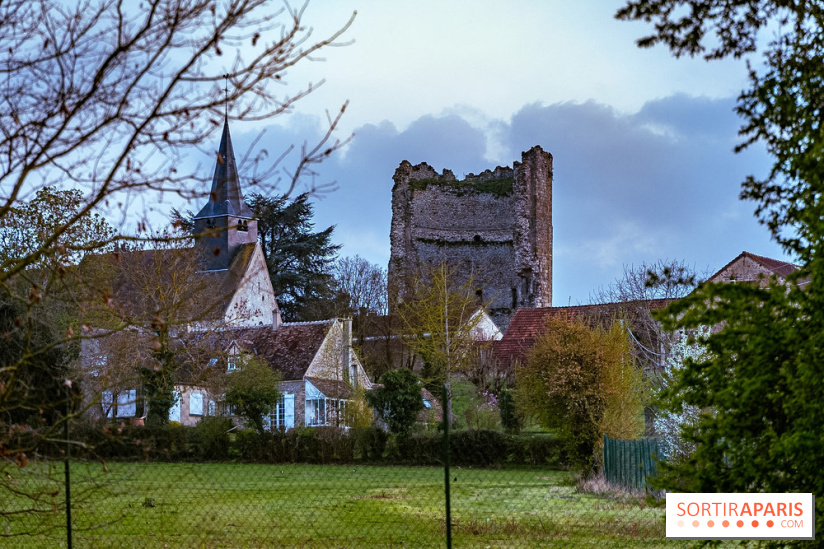 Le donjon de Maurepas dans les Yvelines