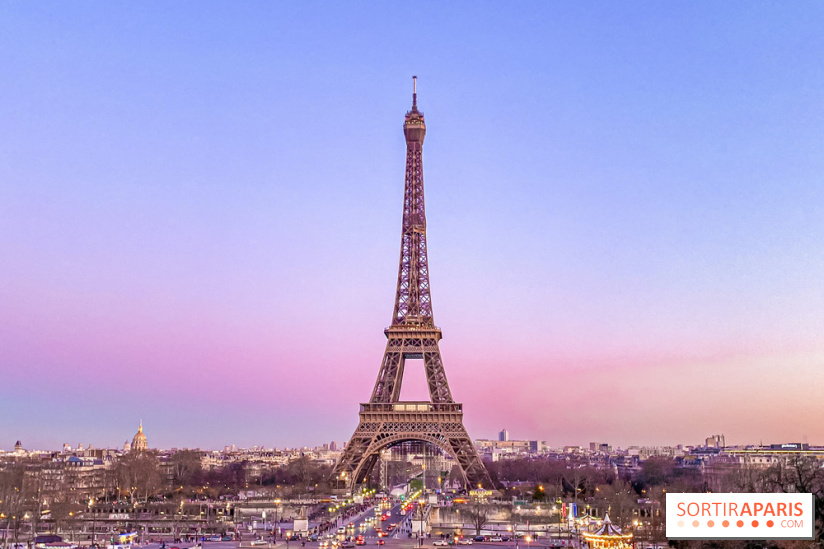 La Tour Eiffel fête la Saint-Valentin