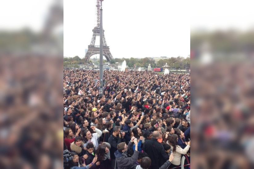 Le flashmob géant Gangnam Style de Cauet avec Psy au Trocadéro