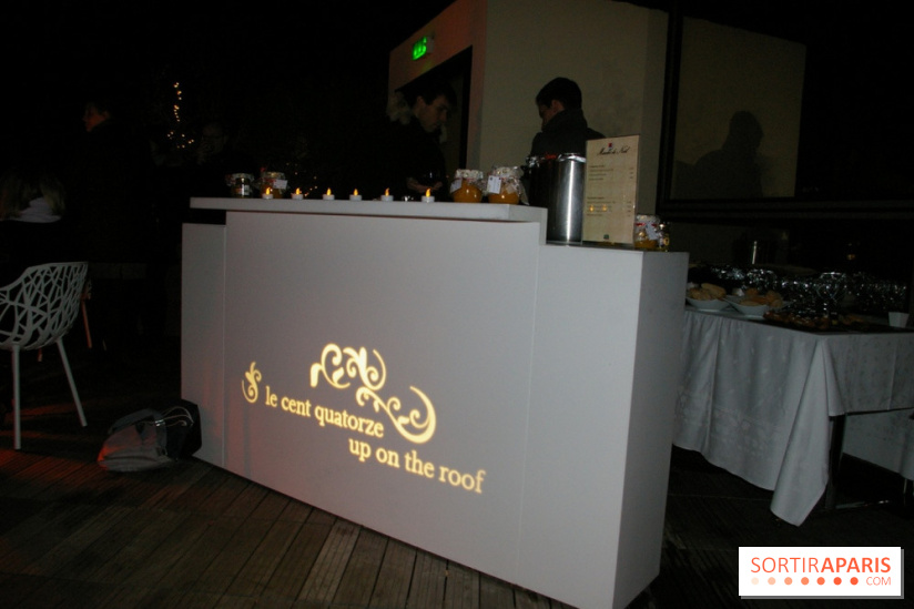 Le bar du 114 up on the Roof