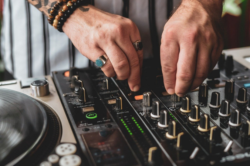 Fête de la musique 2025 à la Cité universitaire de Paris avec Breakbot & Irfane