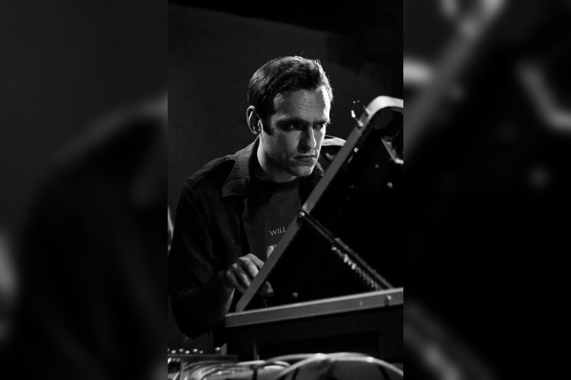 Creme Organization Label Night au Batofar