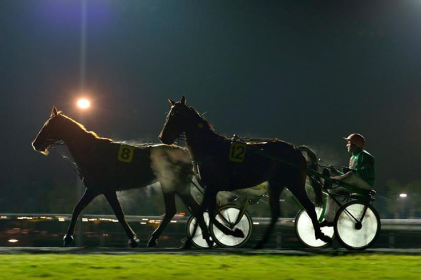 L’Hippodrome de Paris-Vincennes en mode nocturne 