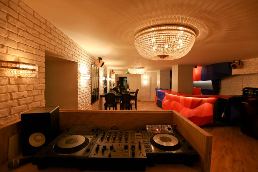 L’Hôtel des Artistes : le bar à cocktail caché signé L’Atelier des Artistes