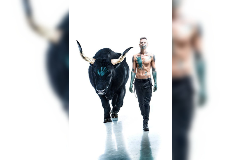 Asaf Avidan en concert à La Salle Pleyel de Paris en mars 2017