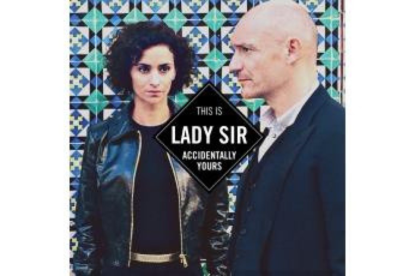 Lady Sir en showcase à la Fnac Des Ternes