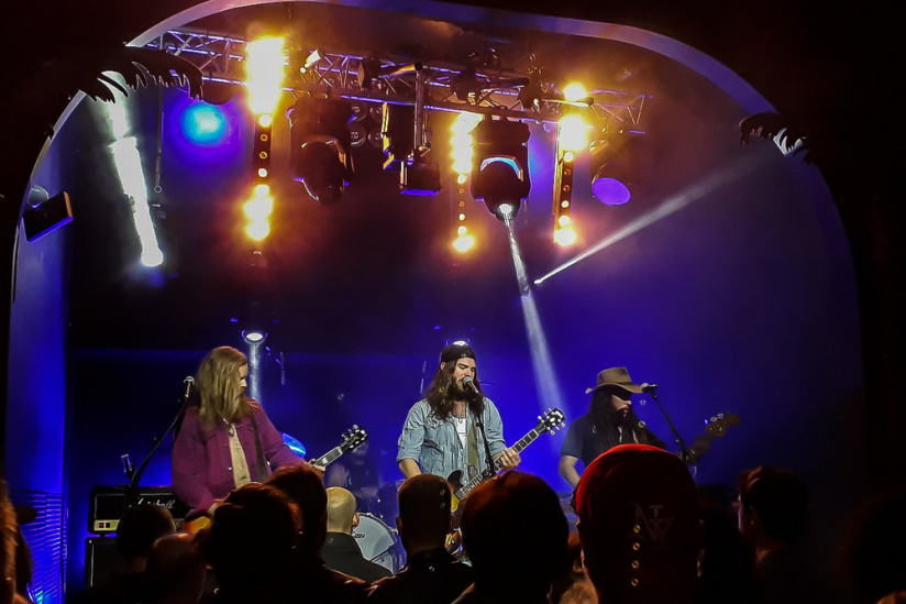 Them Dirty Roses en concert aux Etoiles : on y était, on vous raconte