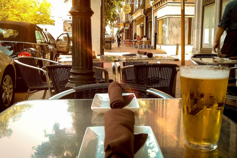 Coronavirus : à Rennes, le tribunal administratif confirme la décision de fermer les bars à 23h