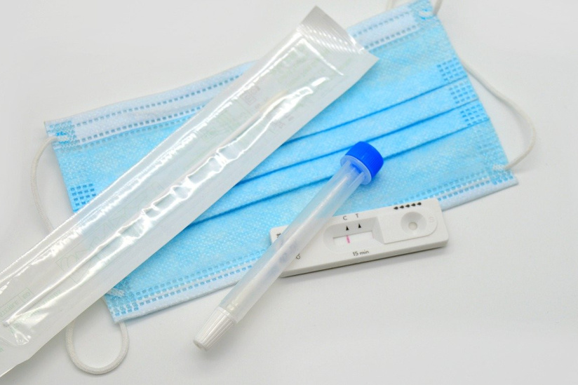 Covid : les autotests bientôt distribués dans les établissements scolaires