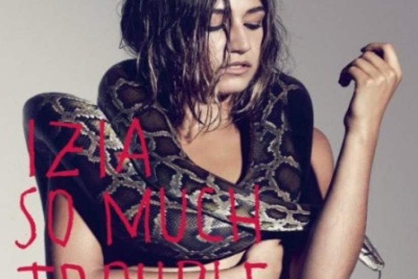 Izia So Much Trouble concert Paris 2012