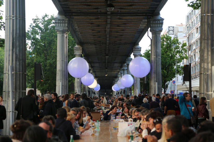 Le Grand Banquet du 13e de retour sous le viaduc du métro à Paris