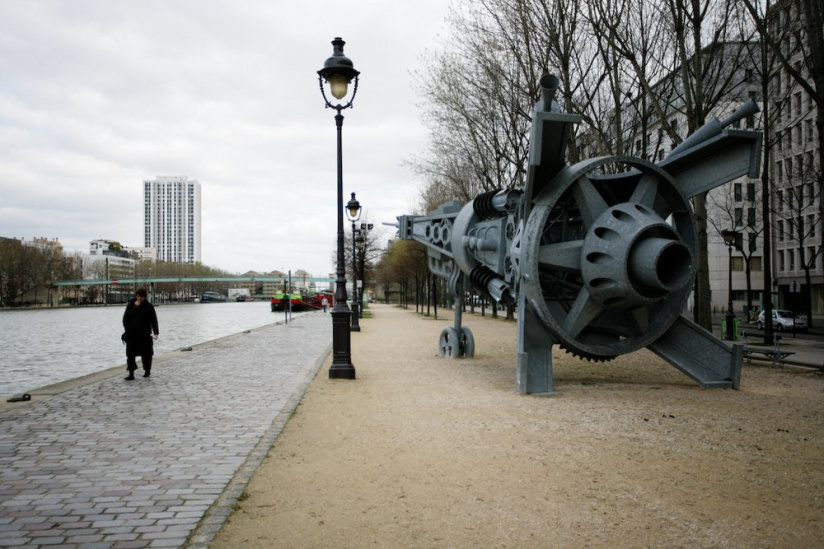 MK2 quai de Seine/Loire, two movie theaters by the river in Paris MK2 quai de Seine/Loire, two movie theaters by the river in Paris