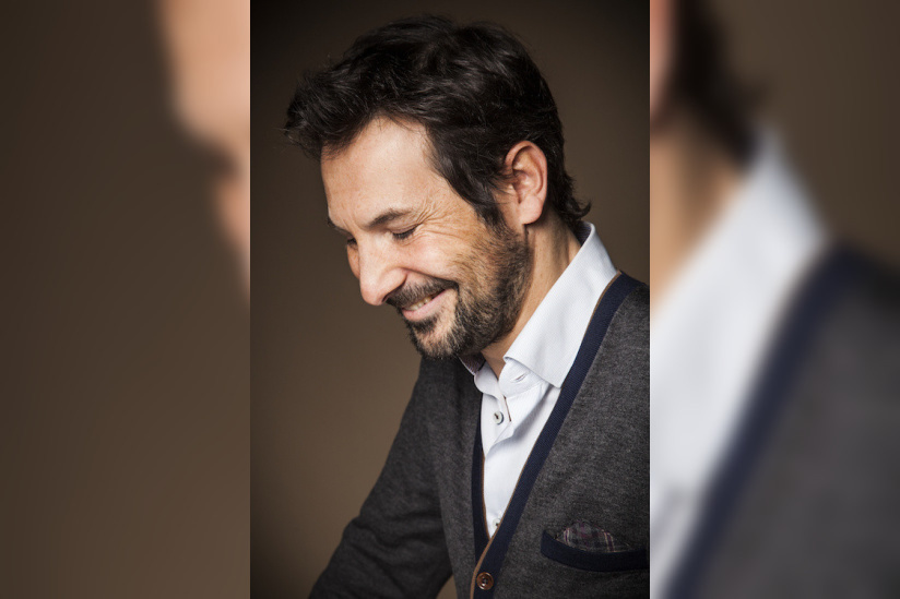 Régis Mailhot dans Reprise des Hostilités au Théâtre Victor Hugo 