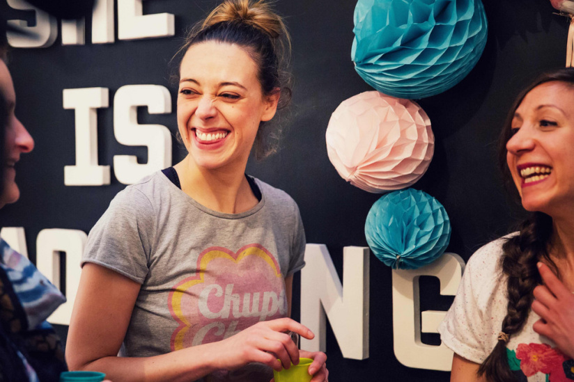 She is morning, le before work qui va réveiller les Parisiennes !