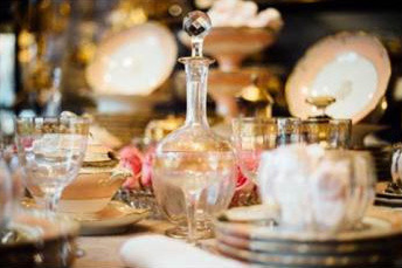 Les Tables en Fêtes, l'expo de Noël du marché Paul Bert Serpette