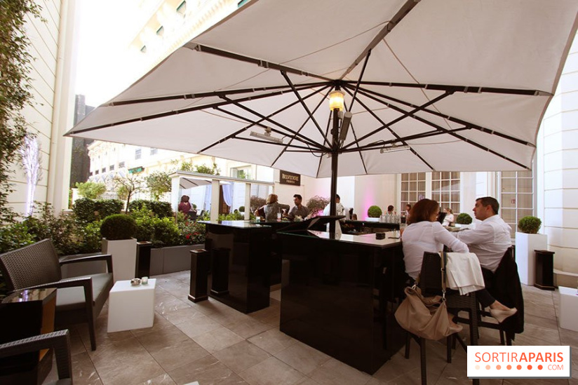 La terrasse d'été du Shangri-La Paris by Belvedere