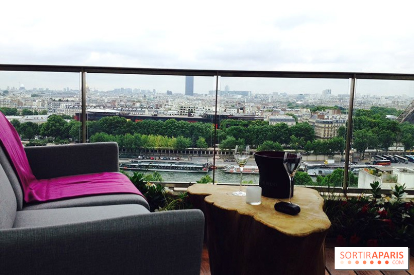 Le Shangri-La Rooftop Lounge