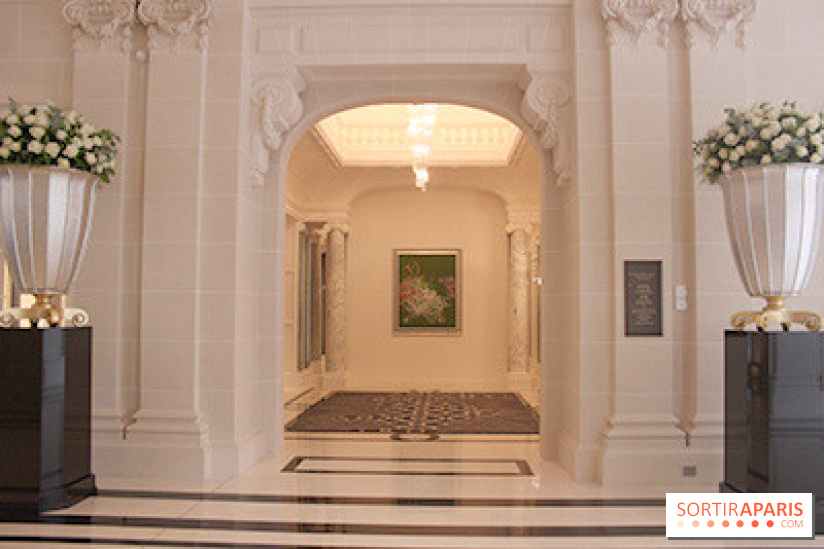 Peninsula : palace, rooftop