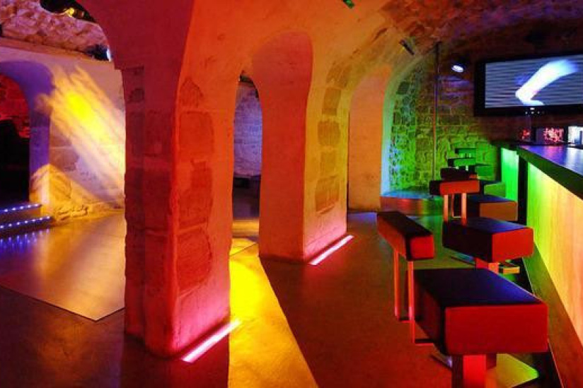 Valentin(e) party 2015 Habillé de soie ...