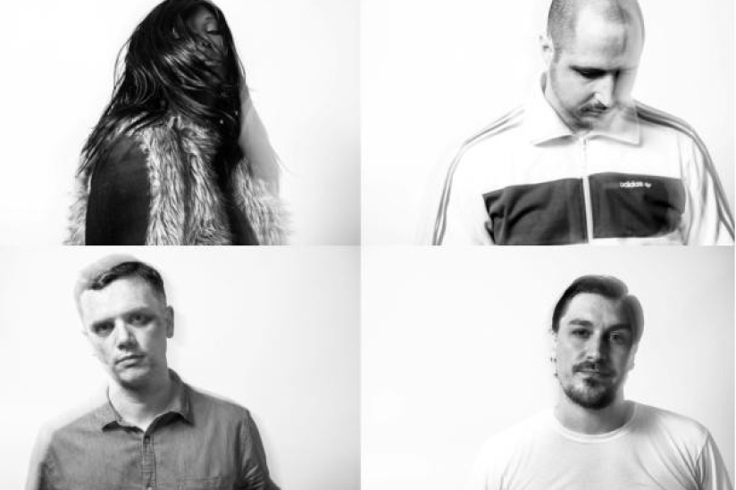 Slowly Rolling Camera en concert