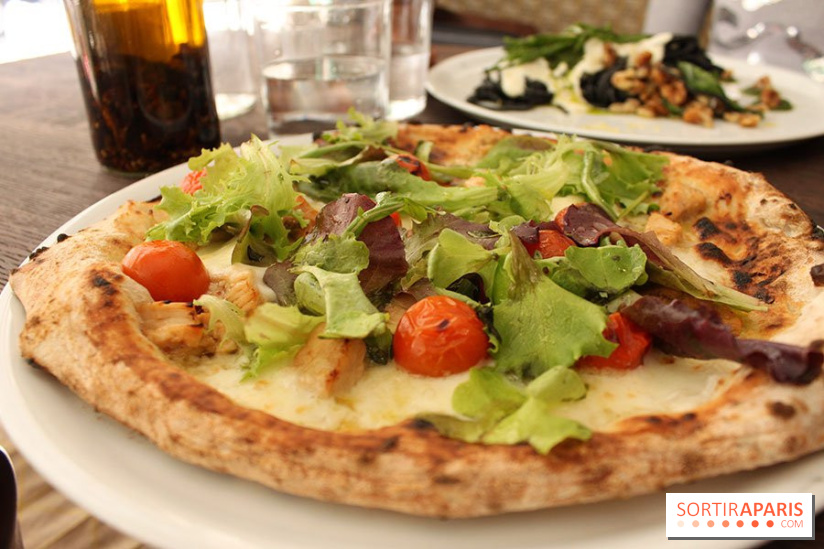 Cicciolina, l'Italie à Paris