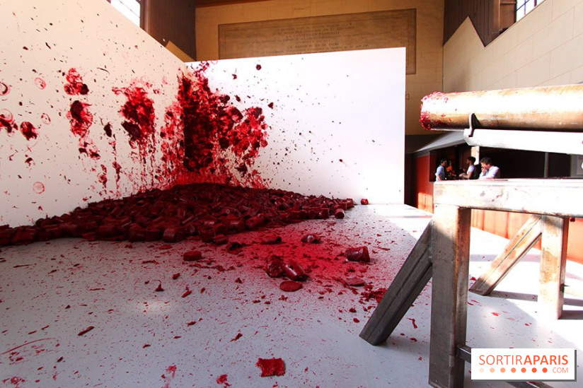 Shooting into the Corner  d'Anish Kapoor au Château de Versailles