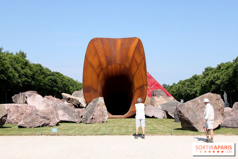 Dirty Corner d'Anish Kapoor au Château de Versailles