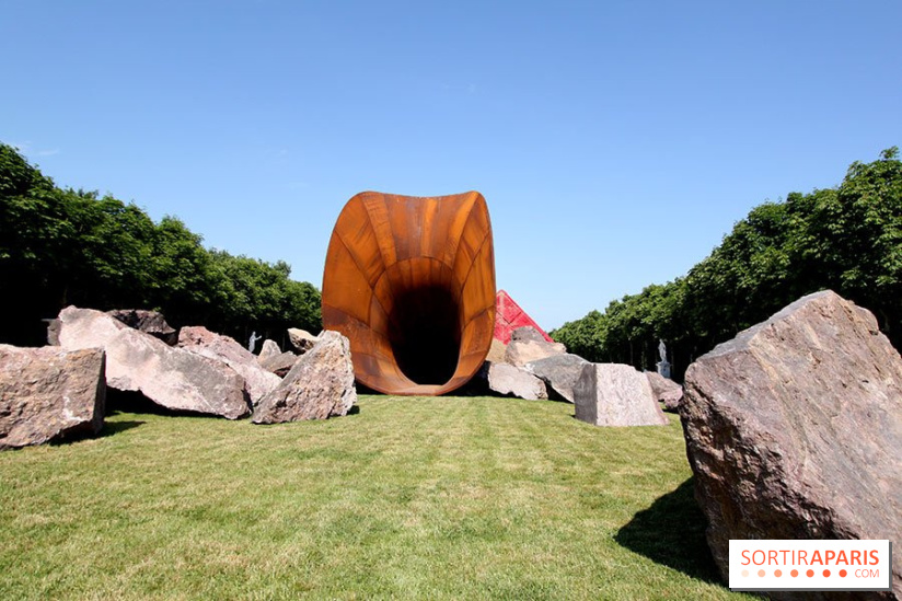 Dirty Corner d'Anish Kapoor au Château de Versailles