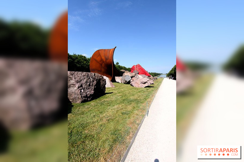 Dirty Corner d'Anish Kapoor au Château de Versailles