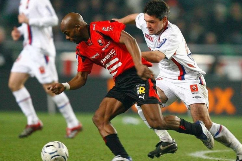 FOOT: RENNES / LYON - Ligue 1 - WILTORD / TOULALAN