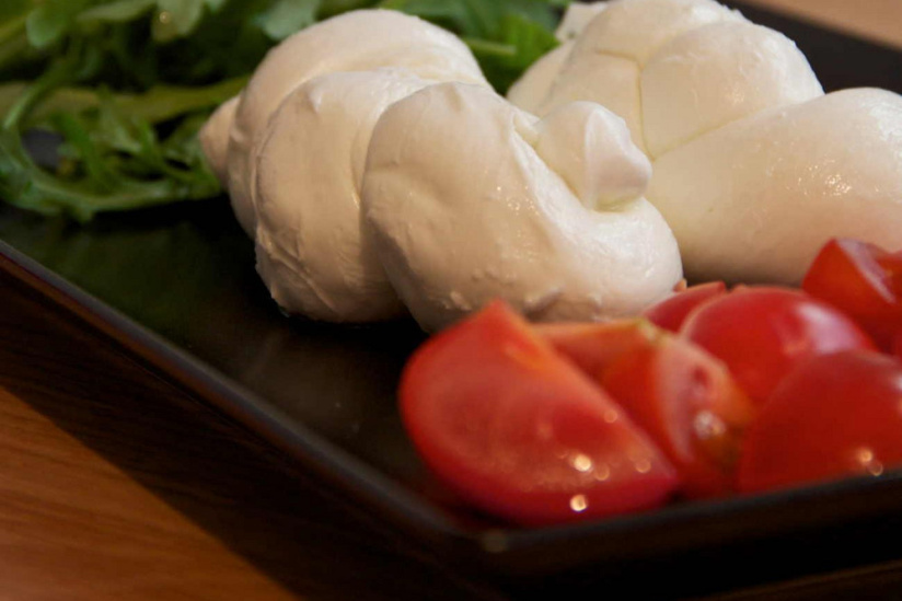 MOZZACHIC : nouveau concept de bar à mozza 3-en-1