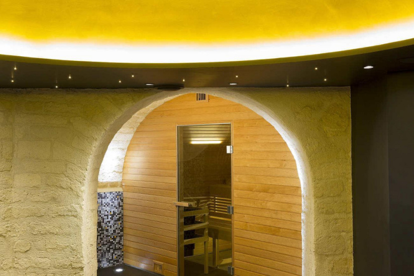 Formule petit déjeuner + sauna à l'Hôtel Bourgogne & Montana