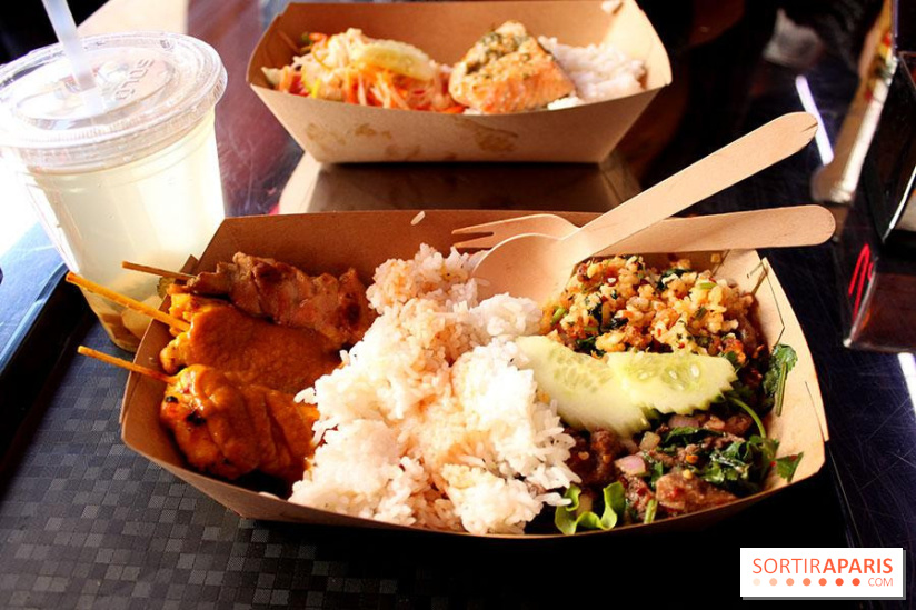 Street Bangkok Local Food restaurant