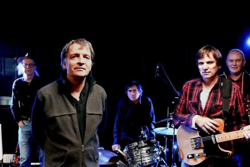 LES SOUCOUPES VIOLENTES + LES OLIVENSTEINS