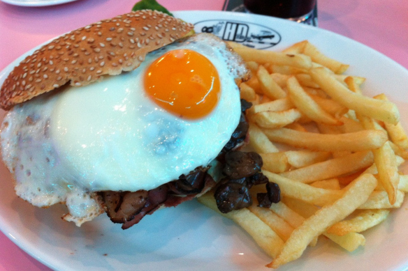 Favorite Burgerau Happy Days Dinner