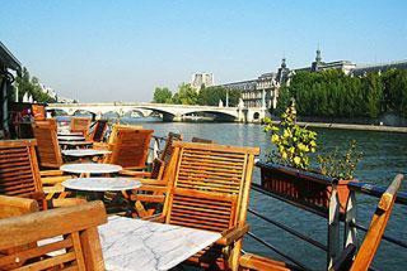 ROUGE VINYLE EXPRESS BORDEAUX-PARIS