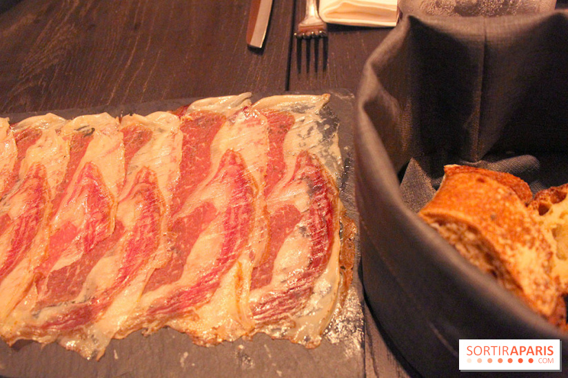 Les Oreilles et la Queue