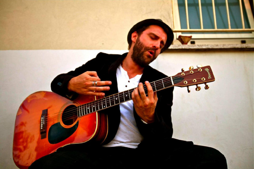 Freddy McQuinn & The Humans From Earth Concert