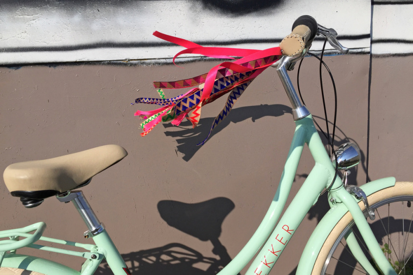 Un dimanche à bicyclette sur le parvis de l'Hôtel de ville !