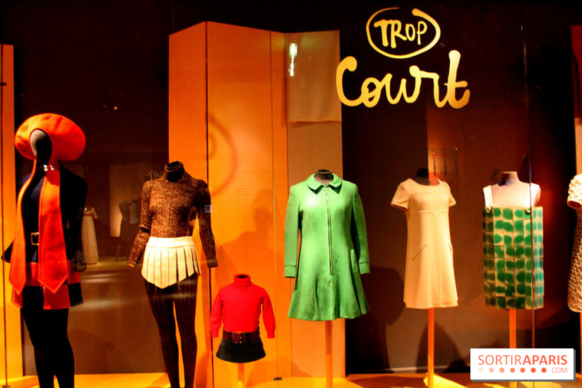 Tenue correcte exigée - vêtements trop courts