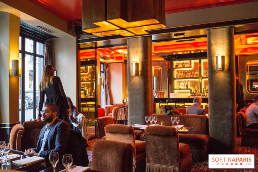 La belle armée : brasserie et bar à cocktail en face de l'Arc de Triomphe