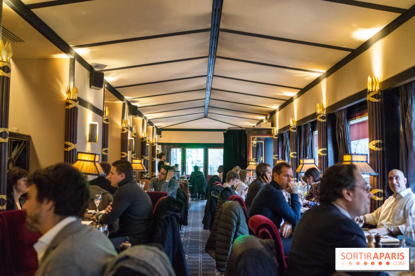 La belle armée : brasserie et bar à cocktail en face de l'Arc de Triomphe