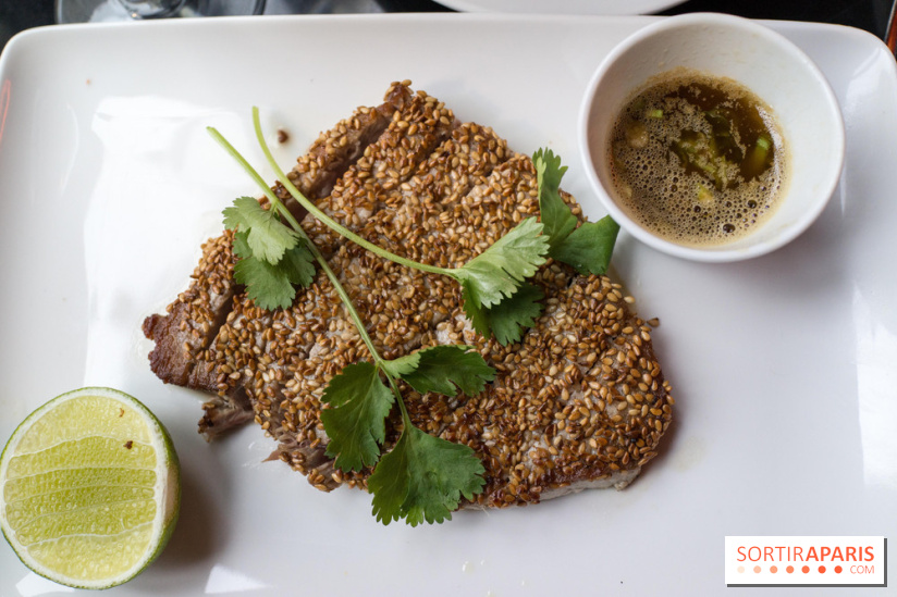 La belle armée : brasserie et bar à cocktail en face de l'Arc de Triomphe