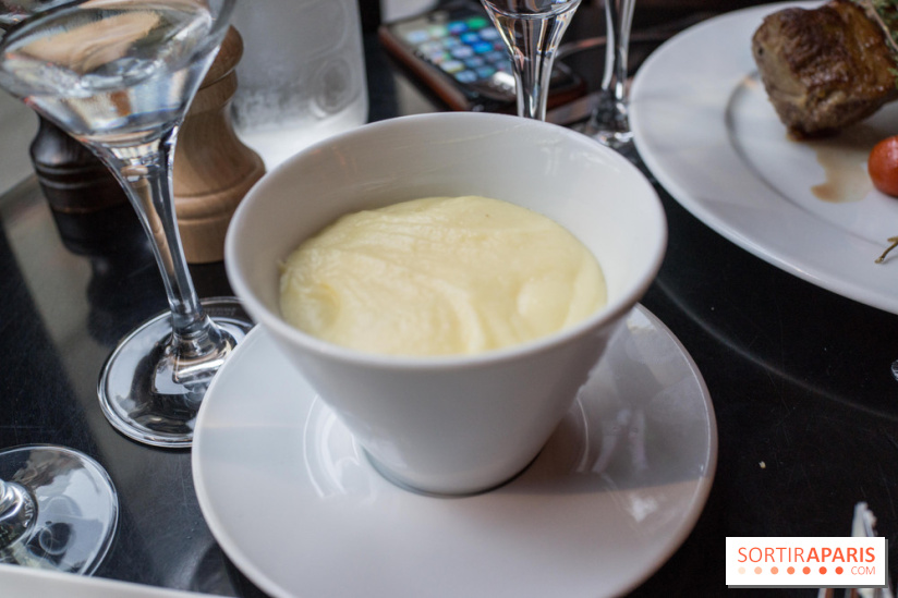 La belle armée : brasserie et bar à cocktail en face de l'Arc de Triomphe