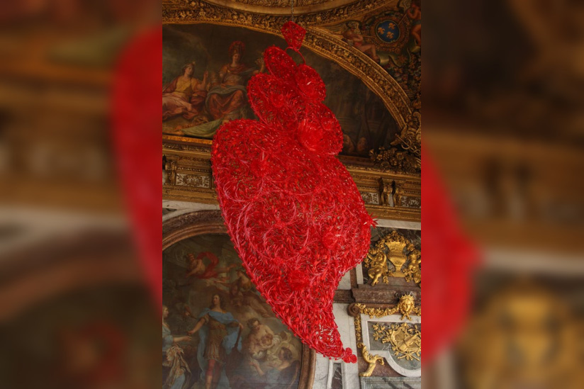 Coracao Independente Vermelho, Joana Vasconcelos | photo © Sortiraparis.com