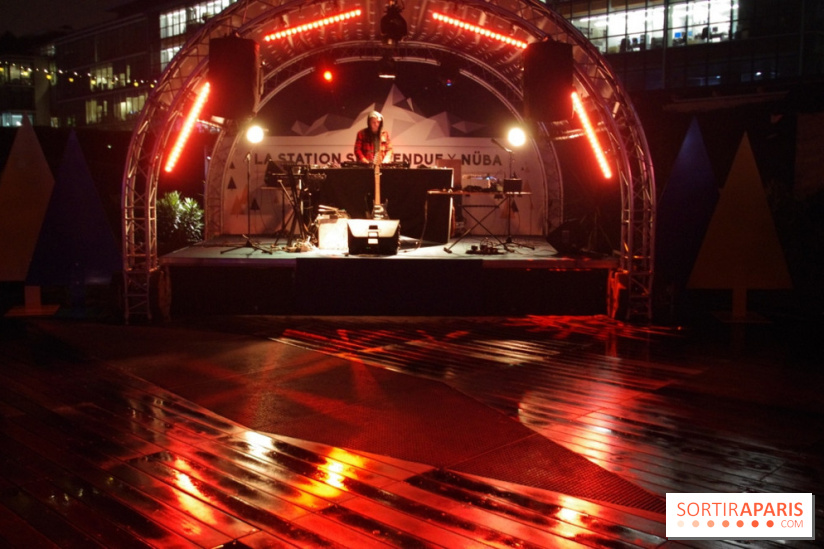 La Station Suzependue à Paris