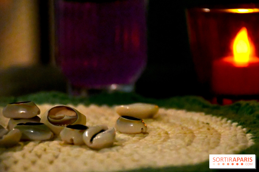 Afterwork ésotérique : des apéros voyance dans un bar à cocktails parisien