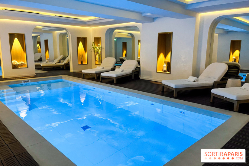 Au Black Door Paris spa, un rituel soin du visage avec accès piscine & un produit sur-mesure