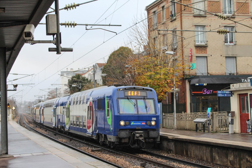 Transilien ligne U : trafic perturbé ou interrompu, les infos en temps réel